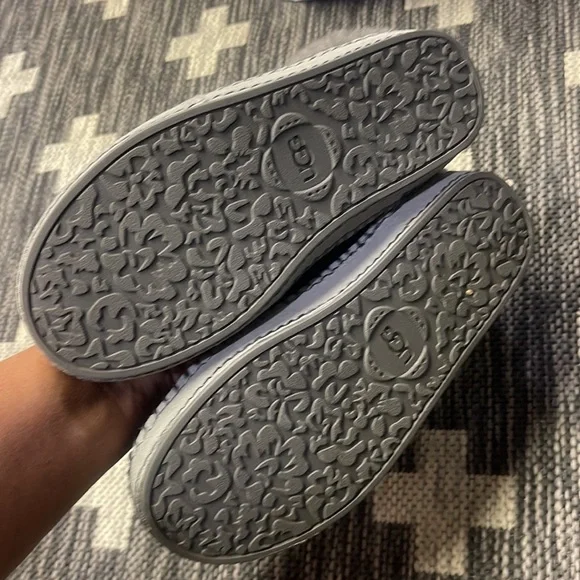 Ugg Slippers Size 5 Worn Twice Black / Gray - Picture 3 of 5